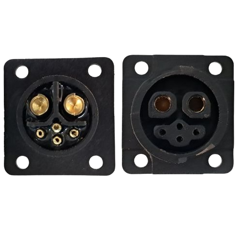 AMPR 2+4 FEMALE CAN SOCKET
